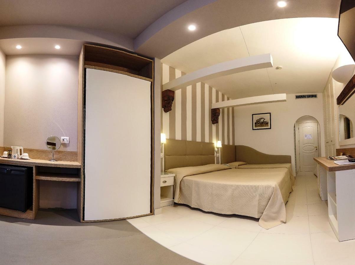 Hotel Derby Exclusive ميلانو ماريتيما المظهر الخارجي الصورة